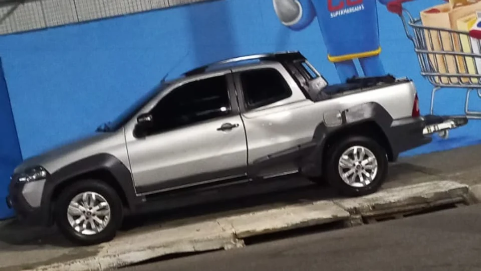 Homem furta carro e pede pix de R$ 3 mil para devolver