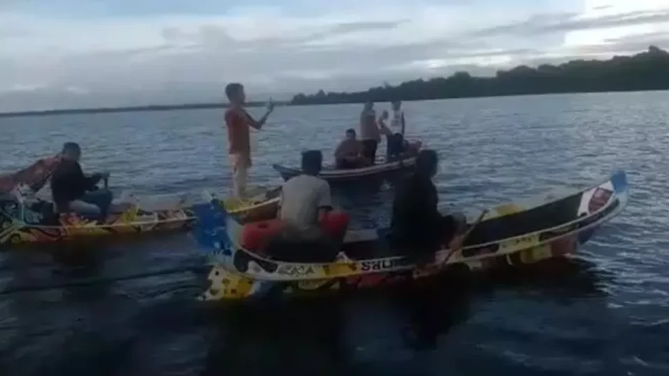 Mãe tem ataque epiléptico e criança morre afogada após cair em rio