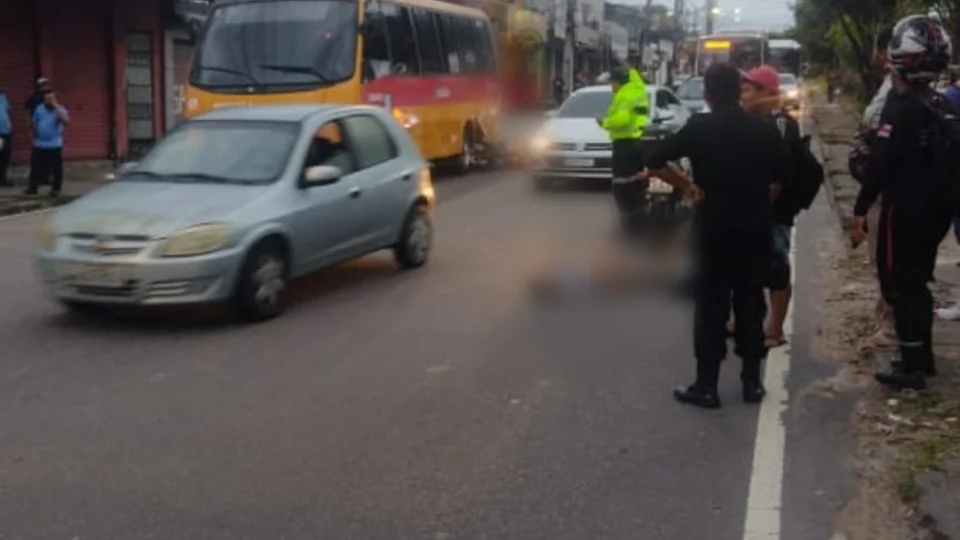 Manhã de sábado é marcada por acidentes em Manaus