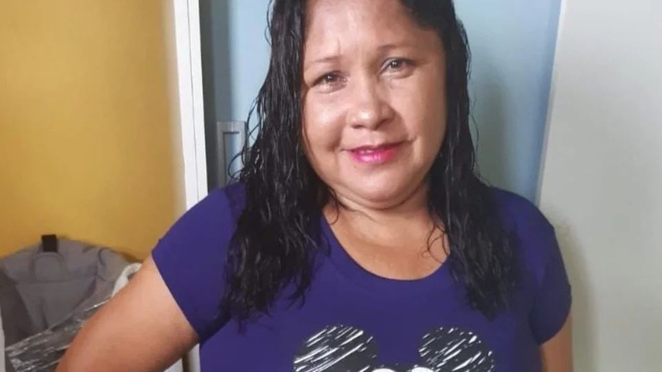 Família solicita ajuda na divulgação da imagem de mulher desaparecida na Cachoeirinha