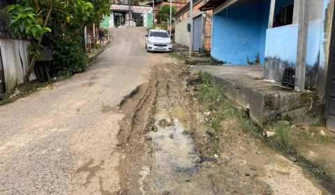 Moradores denunciam situação precária de rua do Parque Riachuelo 2