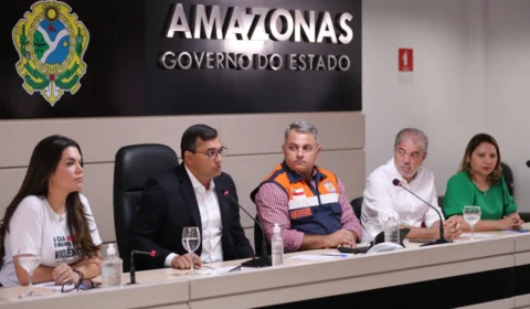 Wilson Lima beneficia famílias afetadas pela cheia com auxílio da Operação Enchente 2022