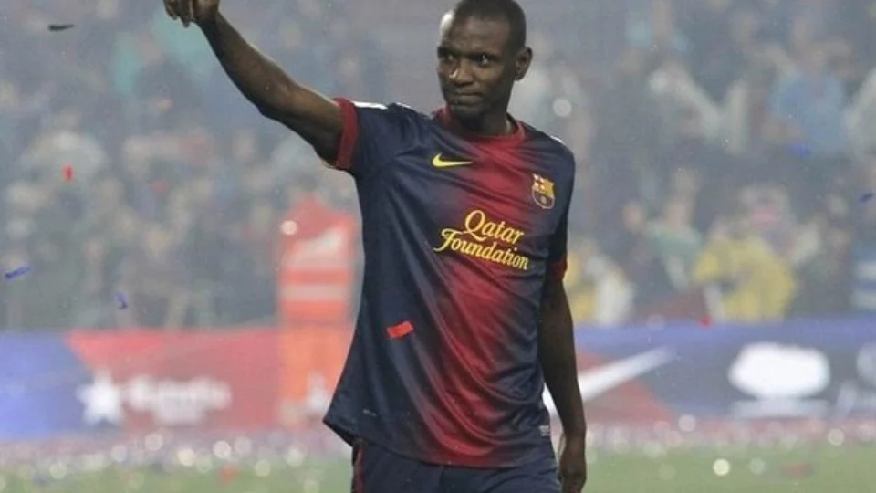 Éric Abidal, ídolo do Barcelona, é investigado por tráfico de órgãos