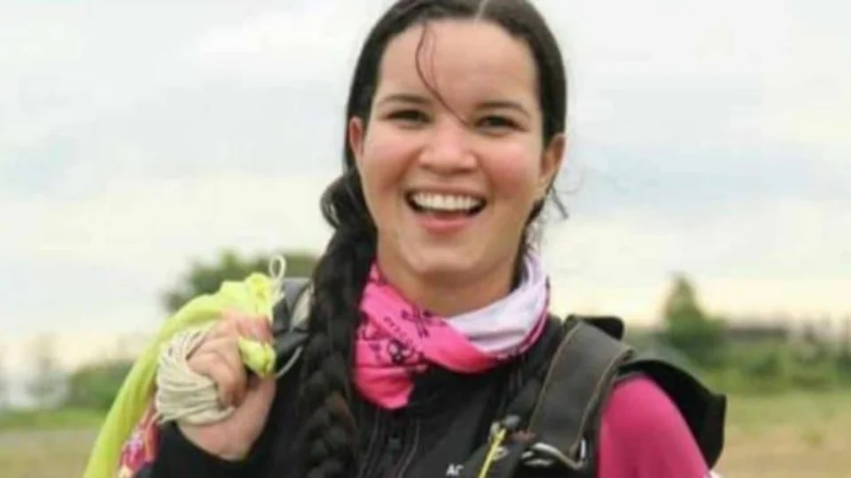 CONFIRMADO: paraquedista é encontrada morta no AM
