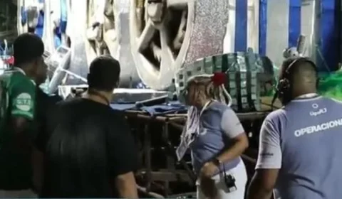 Tragédia: adolescente tem perna amputada após ser amassada por carro alegórico￼