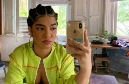 Ex-BBB Maria é furtada ao chegar na Sapucaí; veja vídeo