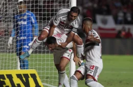 São Paulo e Palmeiras se enfrentam neste domingo na final do Paulistão