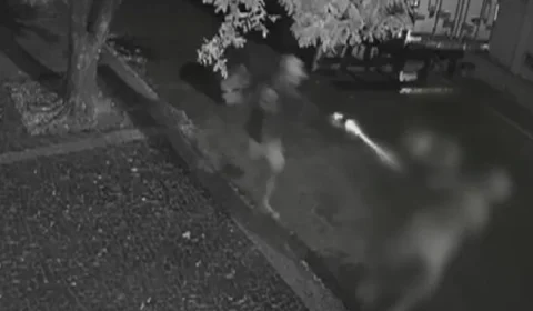 TRAGÉDIA: após tentativa de fuga travesti é morta a tiros; veja vídeo