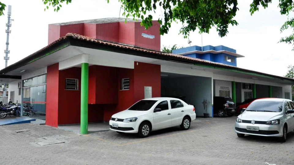 Urgente: mulher é condenada a sete anos de prisão por tráfico de drogas