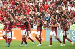Flamengo leva vitória sobre Goiás no Brasileirão com gol de Pedro