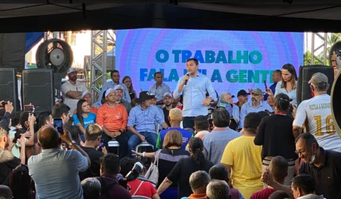 Prefeito e governador dão ordem de serviço para reforma de feiras itinerantes em Manaus