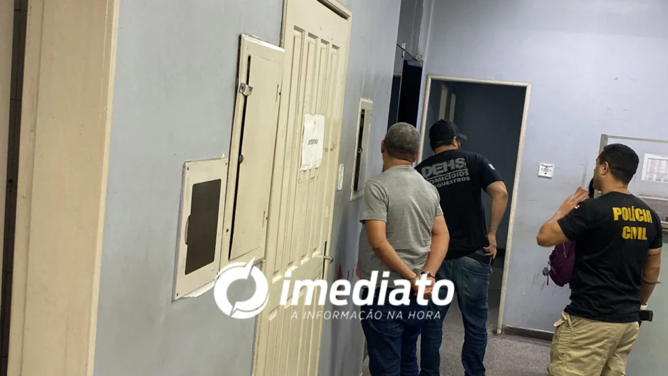 Homem envolvido em tentativa de latrocínio contra comerciante é preso; menor foi apreendido