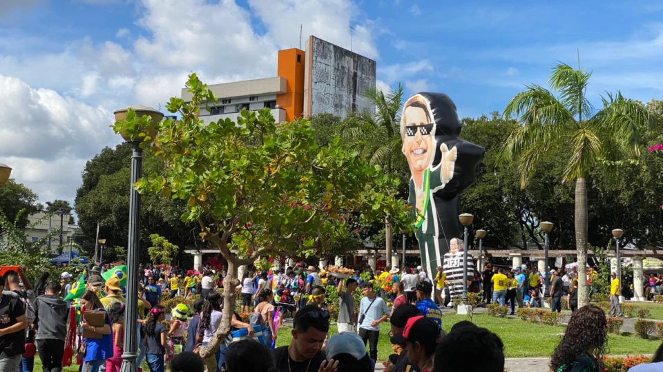 Concentração na Praça da Saudade para a ‘Marcha Para Jesus’, com participação de Bolsonaro