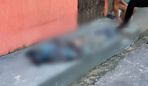 Tragédia: mulher é morta a facadas no Jorge Teixeira