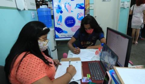 Atendimento humanizado à população LGBTI+ é disponibilizado; confira