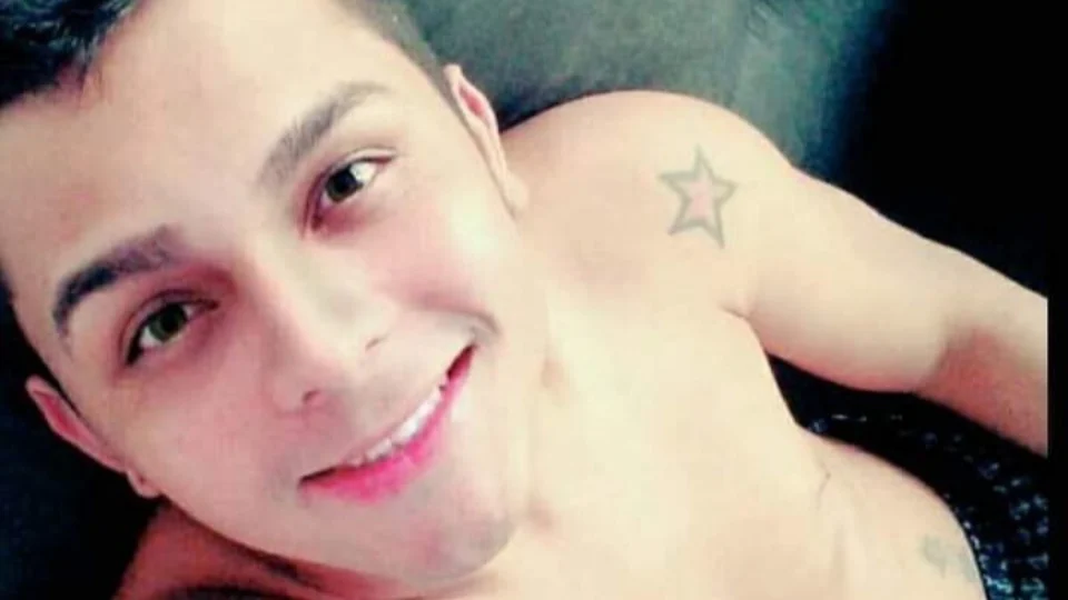 Mãe procura filho que desapareceu após sair do trabalho em Manaus