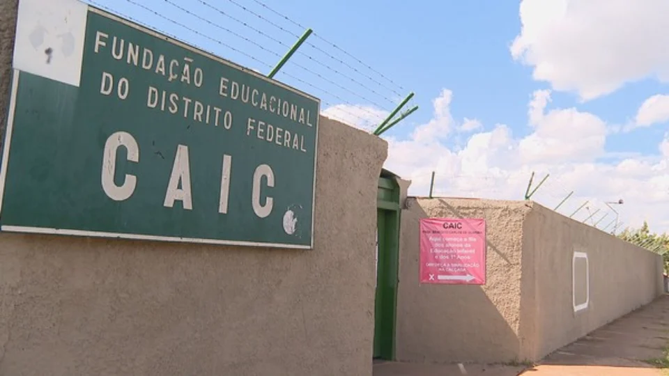 Criança se engasga com espinha de merenda escolar