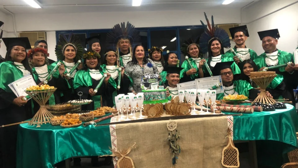 Cetam forma 1ª turma de Enfermagem Indígena em Manaus