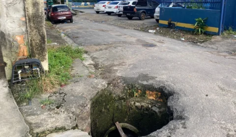 Moradores fazem denúncia de bueiros no bairro Petrópolis