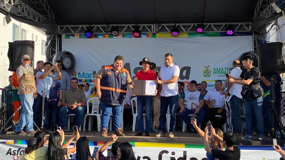 Wilson Lima e David Almeida vistoriam início de recapeamento asfáltico de 10 mil ruas da capital