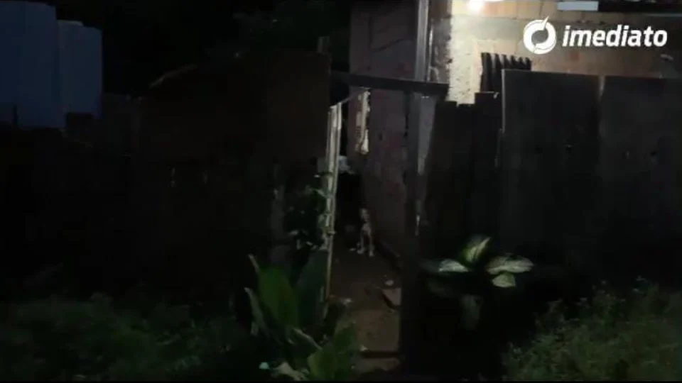 Corpo em decomposição é encontrado dentro de casa em Manaus