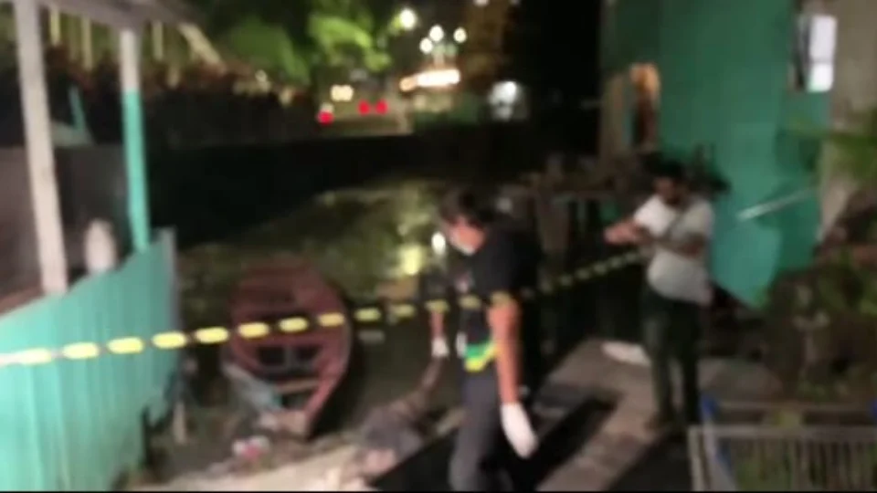 Corpo sem cabeça é encontrado em igarapé no São Jorge