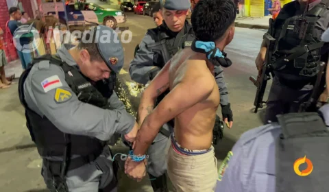 VÍDEO: Jovem escapa de execução após correr baleado e amarrado pelas ruas do Centro
