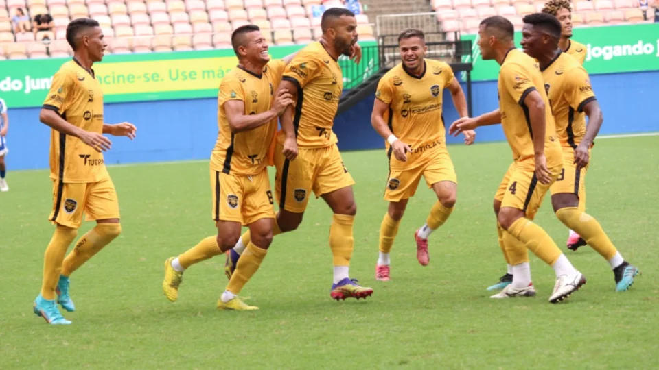 Campeonato Brasileiro: Amazonas e São Raimundo empatam na Arena da Amazônia