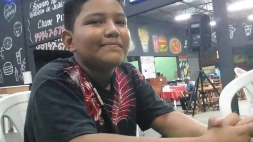 Família pede ajuda para encontrar menino desaparecido em Manaus