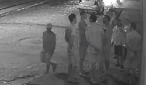 Jovem é espancado, morto e imagens são divulgadas; veja vídeo