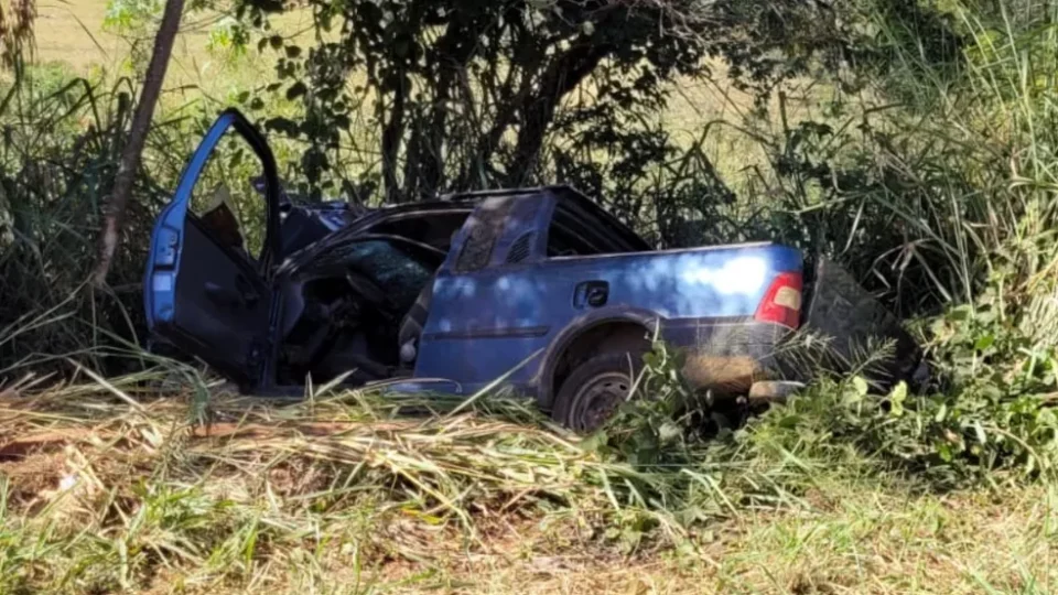 Idosa morre e duas pessoas ficam feridas em acidente na BR-414