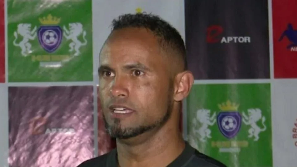 Juiz determina prisão do goleiro Bruno por dívida de pensão