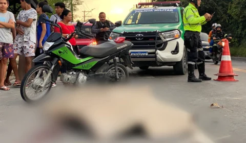 Motociclista tem cabeça esmagada por carreta em acidente na zona Leste de Manaus