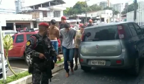 Operação prende 4 jovens com armas no bairro da União em Manaus