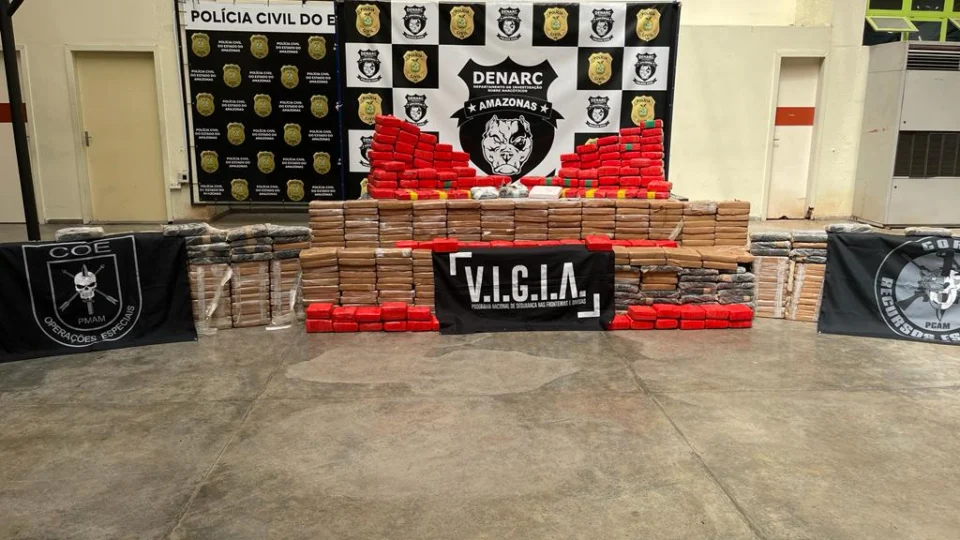 Operação apreende 1 tonelada de cocaína, avaliada em R$17 milhões no Amazonas