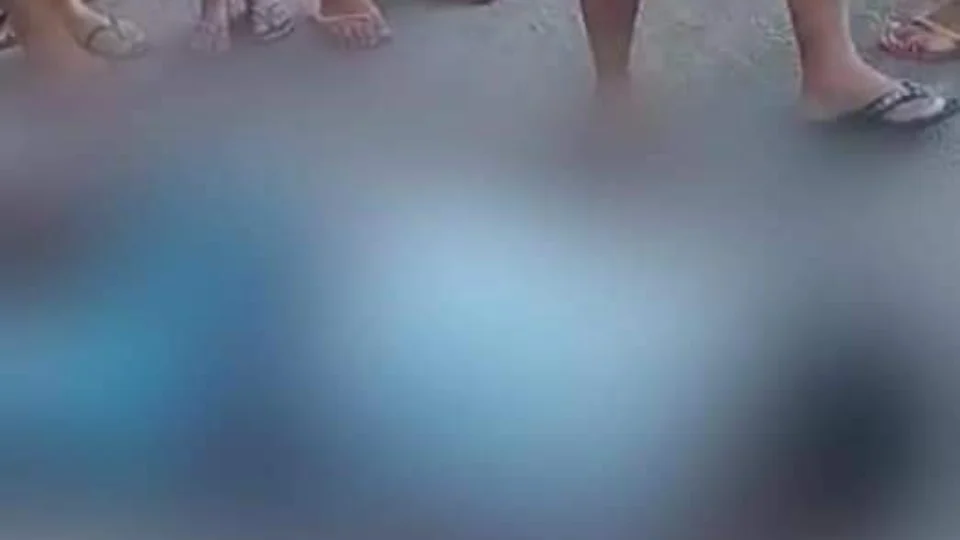 Homem morre após colidir moto contra caminhão no Amazonas