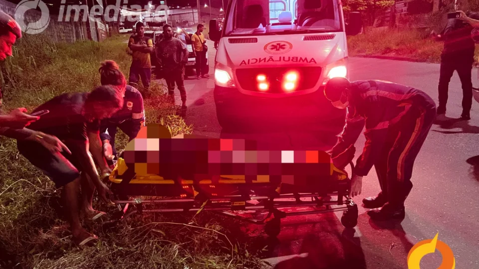 Homem é espancado após supostamente realizar assalto no Alfredo Nascimento