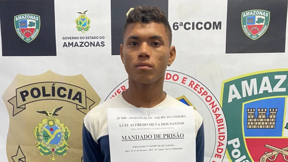 Homem é preso após ser condenado por tráfico de drogas e porte ilegal de arma de fogo