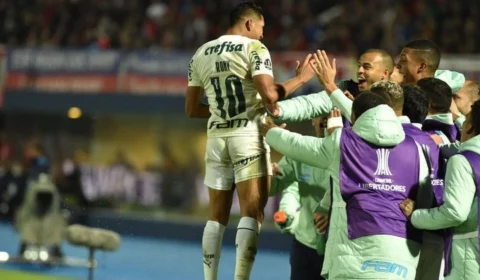 Palmeiras vence Cerro com dois de Rony e encaminha vaga na Libertadores