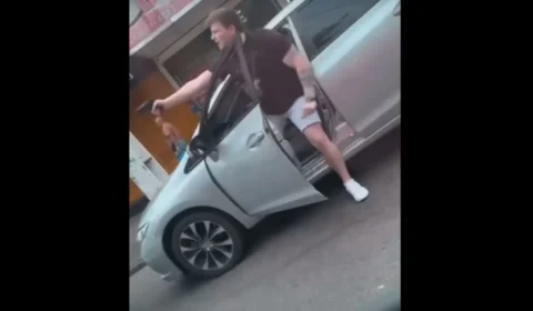 VÍDEO: Após confusão de trânsito, motorista saca arma e ameaça homem em Manaus
