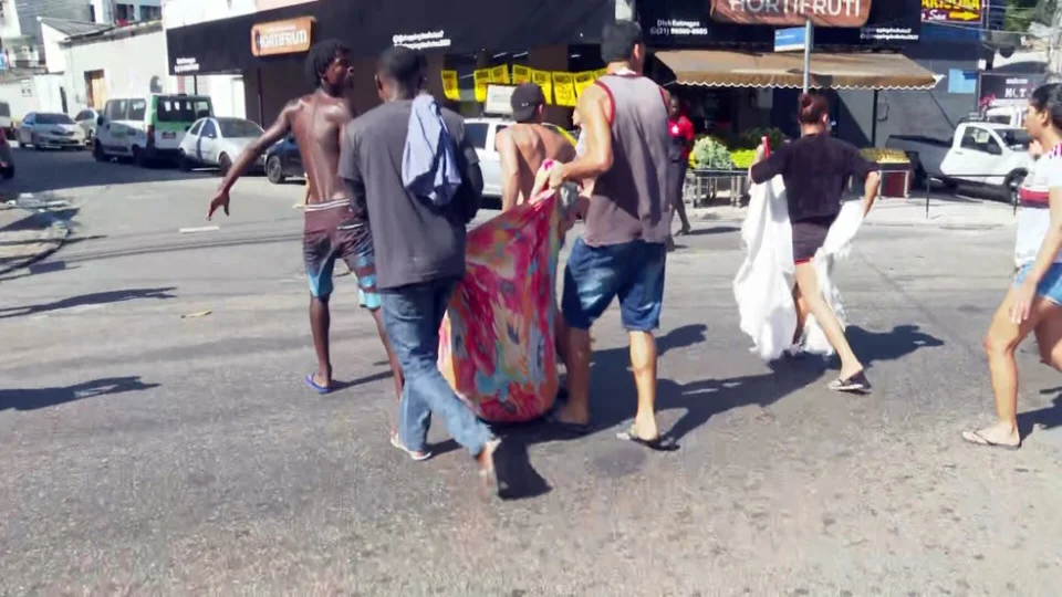 Operação no Complexo do Alemão provoca intenso tiroteio; 5 pessoas morreram