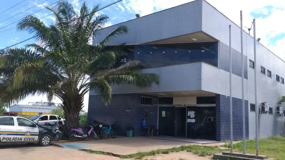 Em Boa Vista, servidor público causa confusão em bar e tenta se passar por policial civil
