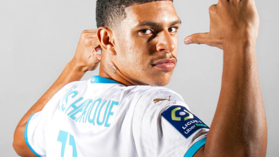 Botafogo acerta contratação de Luis Henrique