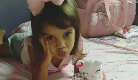 Criança de cinco anos morre após ser espancada por pai e madrasta