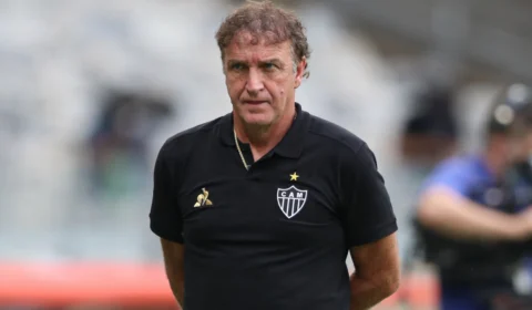 Cuca é anunciado como novo treinador do Atlético MG e internet se revolta: ‘Estuprador’