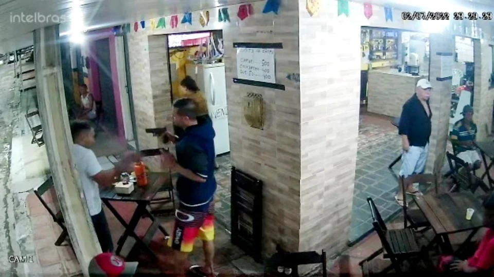 VÍDEO: Policial penal é executado a ‘sangue frio’ com a própria arma