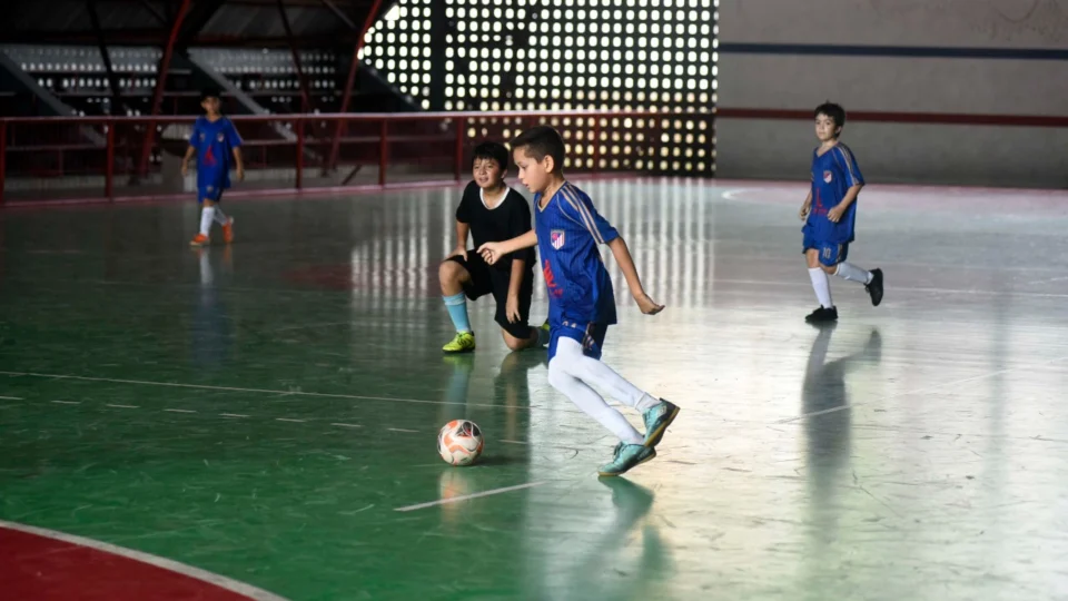 Projeto de iniciação esportiva oferece mais de mil vagas na Vila Olímpica de Manaus