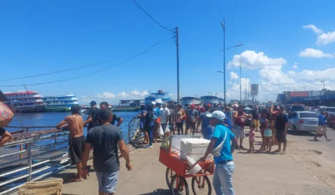 Homem é morto a tiros em balsa na Manaus Moderna; veja vídeo