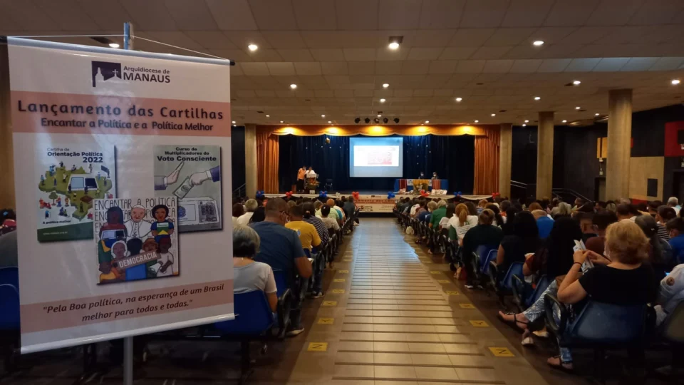 Arquidiocese de Manaus lança cartilhas ‘Melhor Política’ e ‘Encantar a Política’