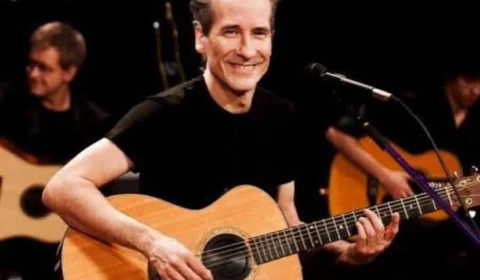 Evento gratuito trará artista nacional no Dia Mundial do Rock no largo São Sebastião